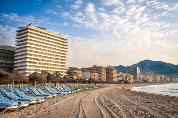 Apartamento Con Vista Al Mar 호텔 푸엔히롤라 외부 사진