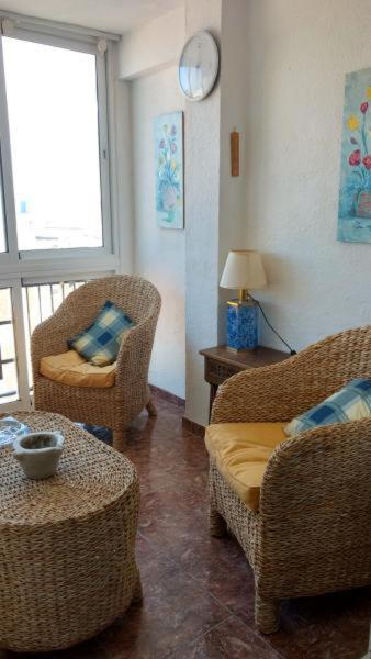 Apartamento Con Vista Al Mar 호텔 푸엔히롤라 외부 사진